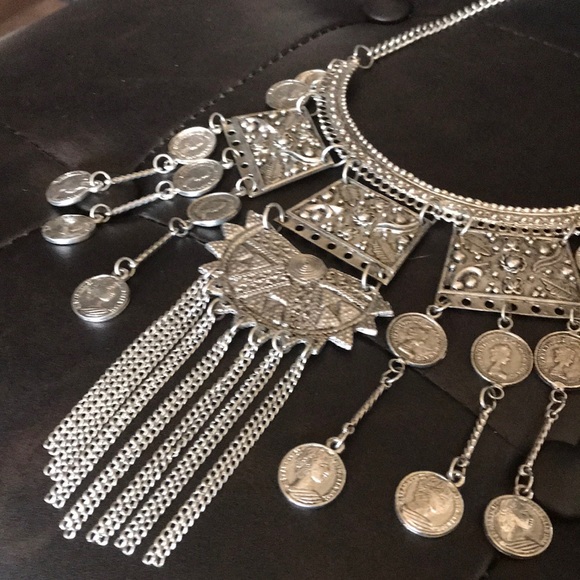 Vintage Tribal Necklace - Picture 4 of 8